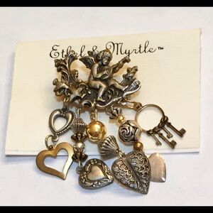 COPY - Cherubs hearts and flowers pin!